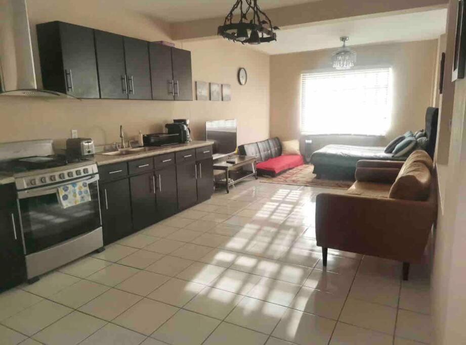 Otay Studio Great Patio Near Otay Crossing & Airport تيجوانا المظهر الخارجي الصورة